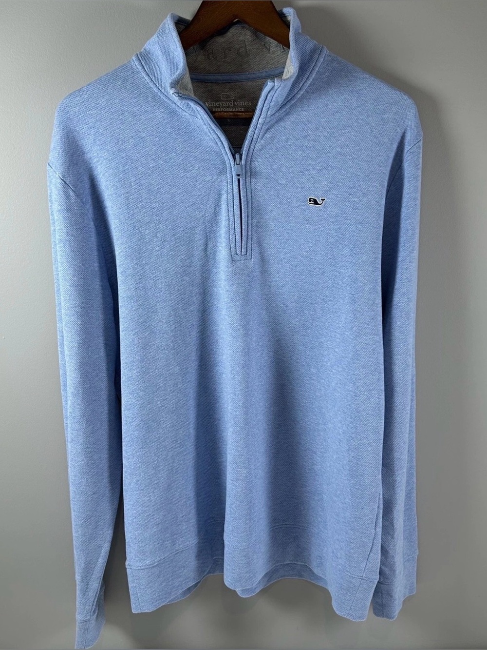 Vineyards Vines Performance Light Blue  1/4 Zip Pullover Men's Size Large